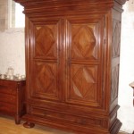 vieux meuble